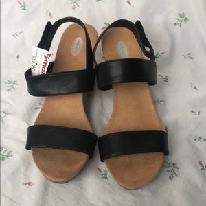 NWT Dr. Scholl’s Wedges